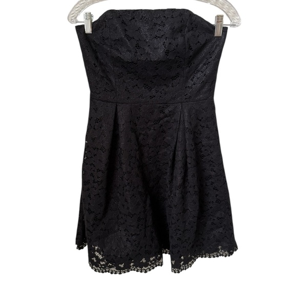 NWOT Lilly Pulitzer Marielle Lace Black Dress Size 4 - Picture 2 of 5